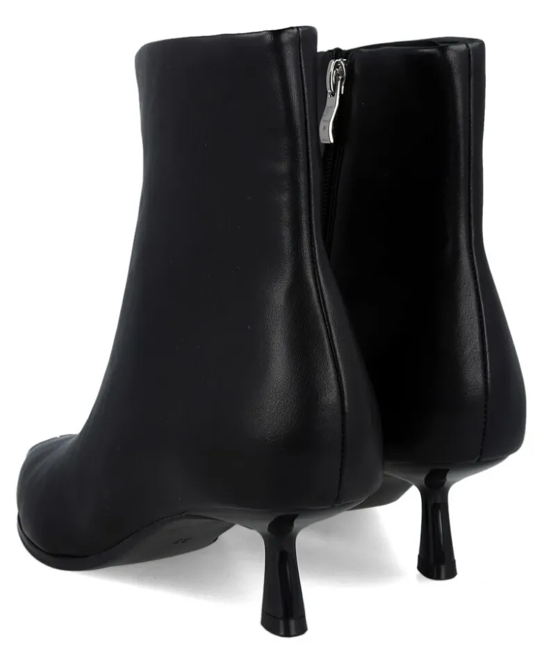 Botines con tachas Gioseppo Kitten 80822