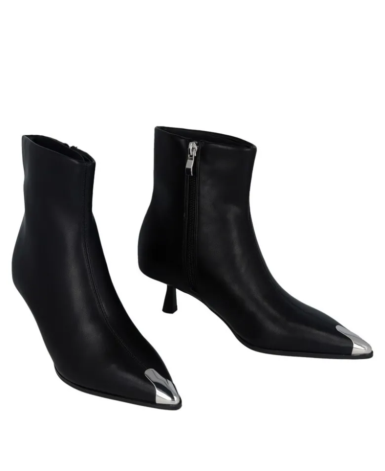 Botines con tachas Gioseppo Kitten 80822