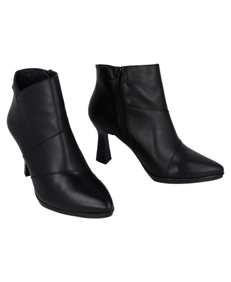 Botines negros de piel Desireé Saga 6