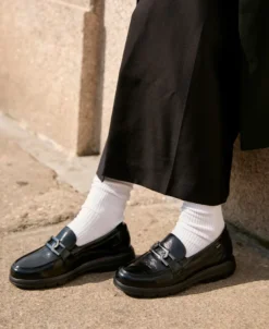 Mocasín charol con eslabón Fluchos Gladis F1794