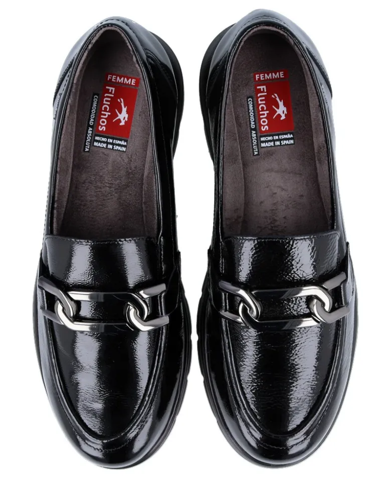 Mocasín charol con eslabón Fluchos Gladis F1794