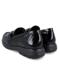 Mocasín charol con eslabón Fluchos Gladis F1794