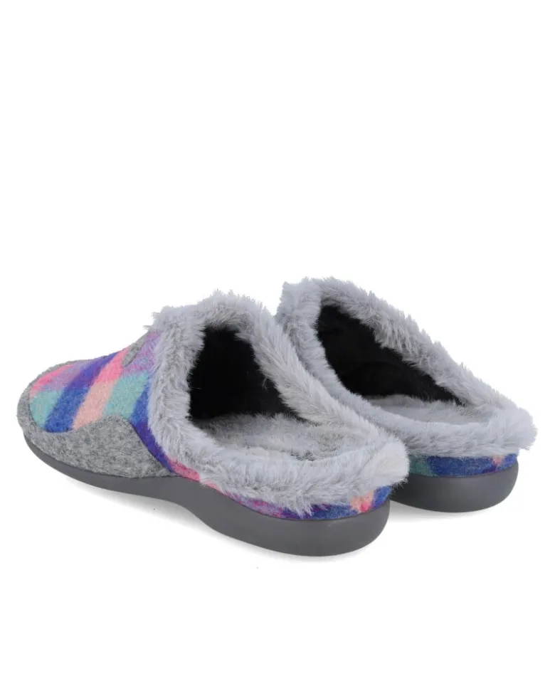 Zapatillas de casa de cuadros Garzon 7450.300