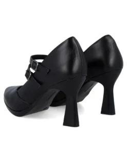 Zapato negro con hebillas Desireé Saga 9