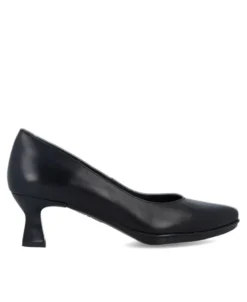 Zapatos de salón negros Desireé Maca 1